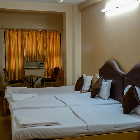Oyo 14933 Rpr Residency Hotel Chennai Exterior photo