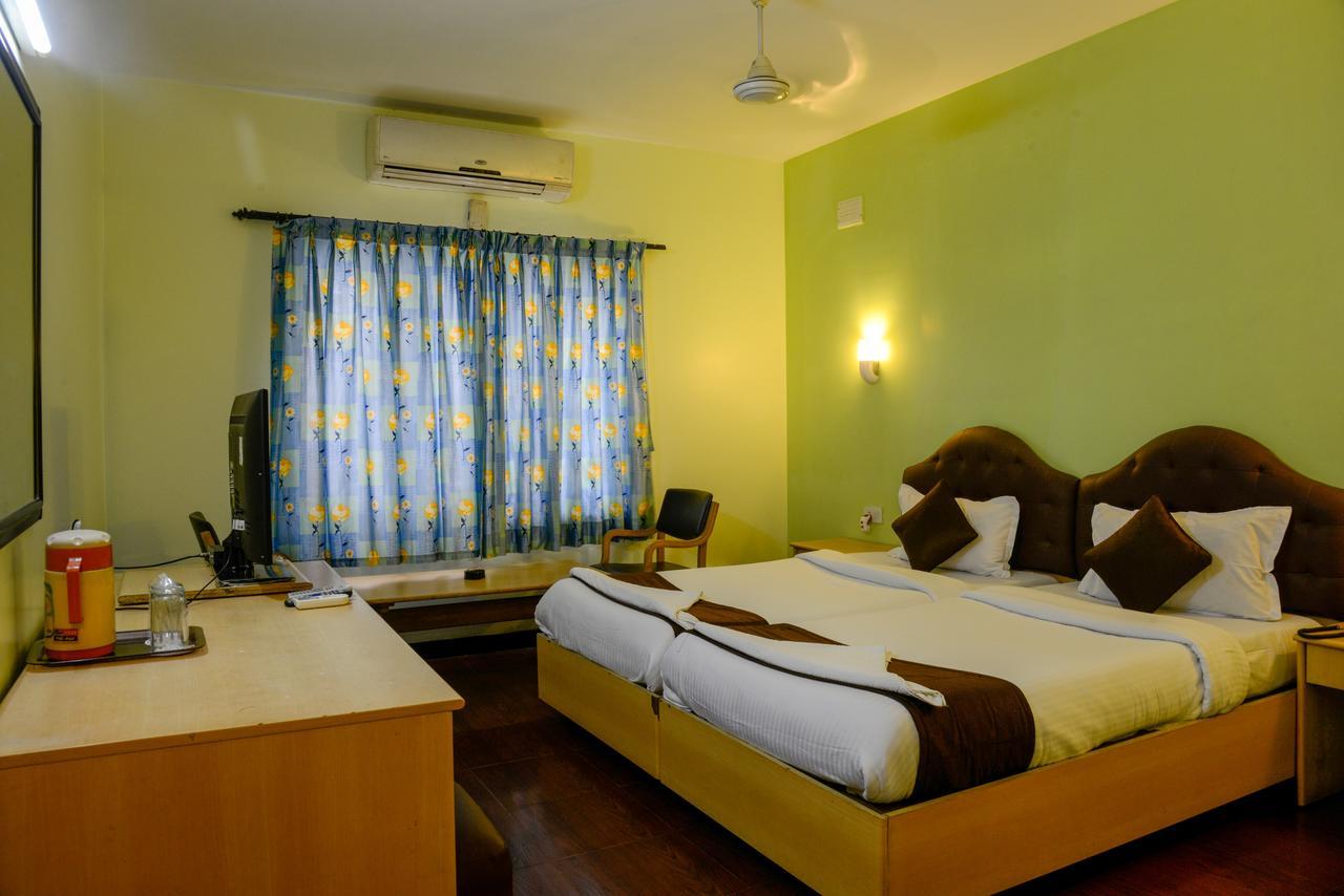 Oyo 14933 Rpr Residency Hotel Chennai Exterior photo