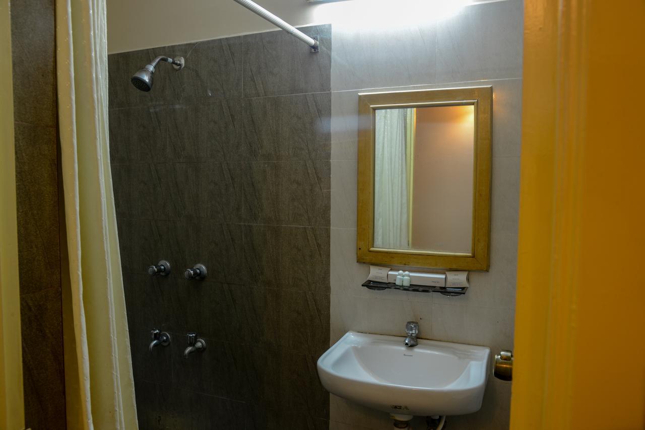 Oyo 14933 Rpr Residency Hotel Chennai Exterior photo