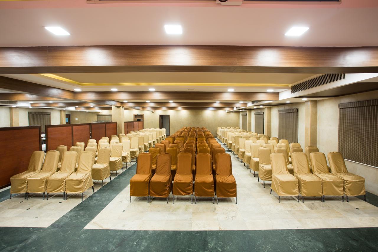 Oyo 14933 Rpr Residency Hotel Chennai Exterior photo