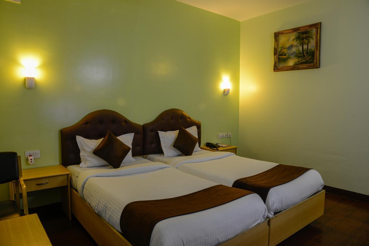 Oyo 14933 Rpr Residency Hotel Chennai Exterior photo