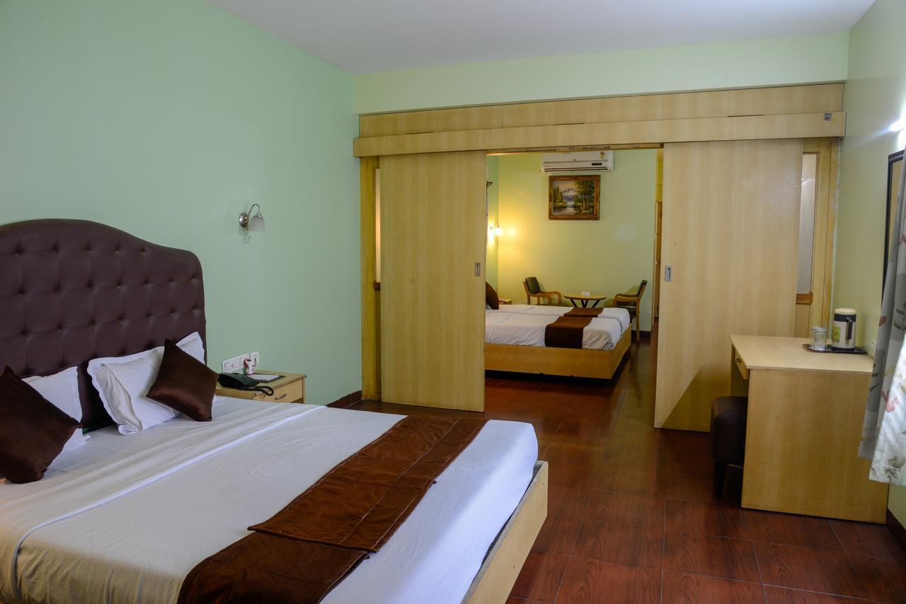 Oyo 14933 Rpr Residency Hotel Chennai Exterior photo
