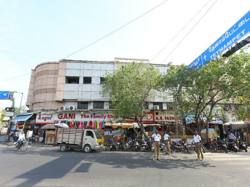 Oyo 14933 Rpr Residency Hotel Chennai Exterior photo