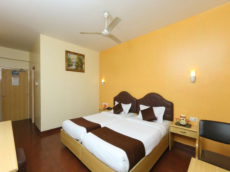 Oyo 14933 Rpr Residency Hotel Chennai Exterior photo